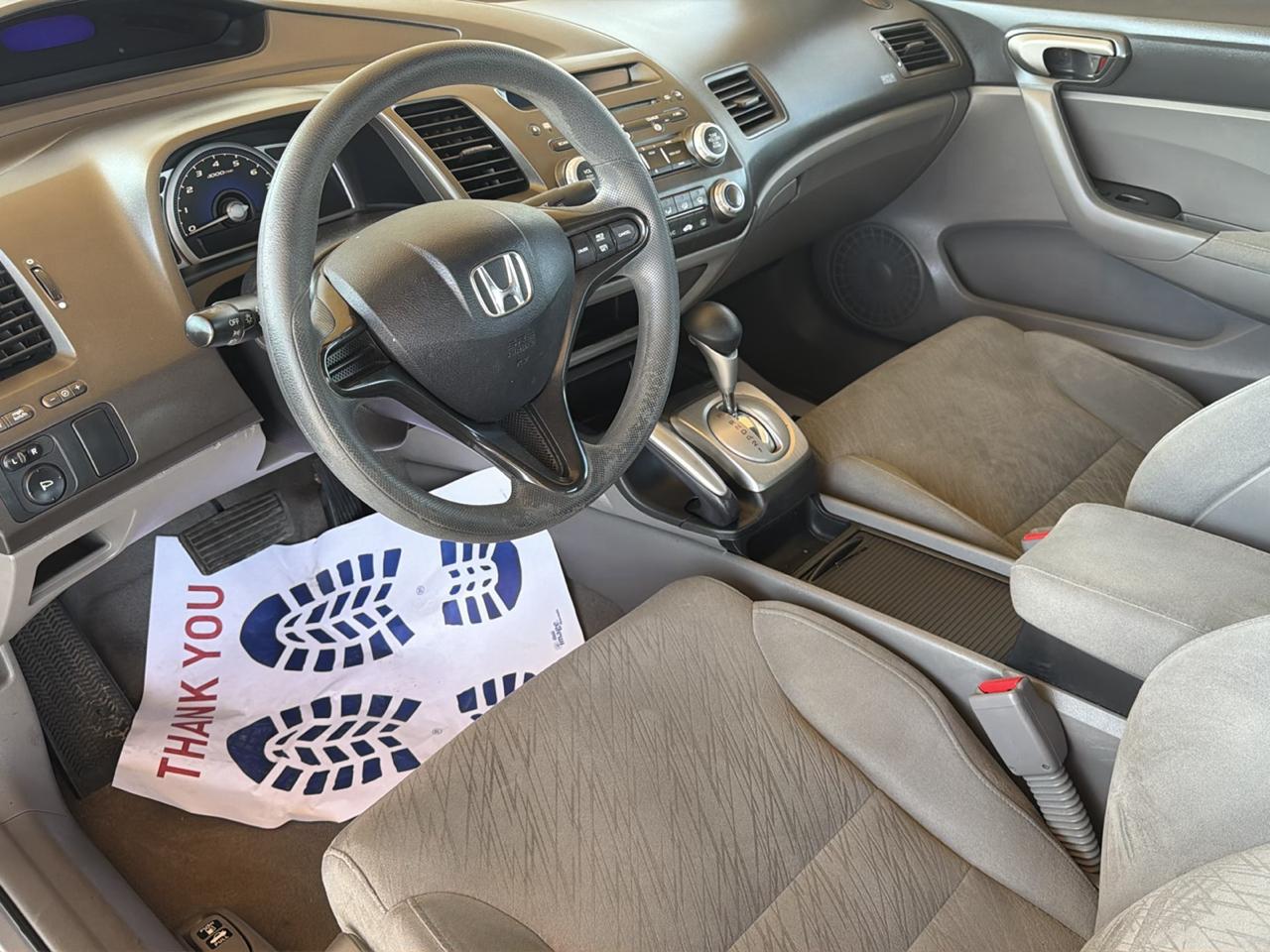 Honda Civic Cpe LX AT 2006