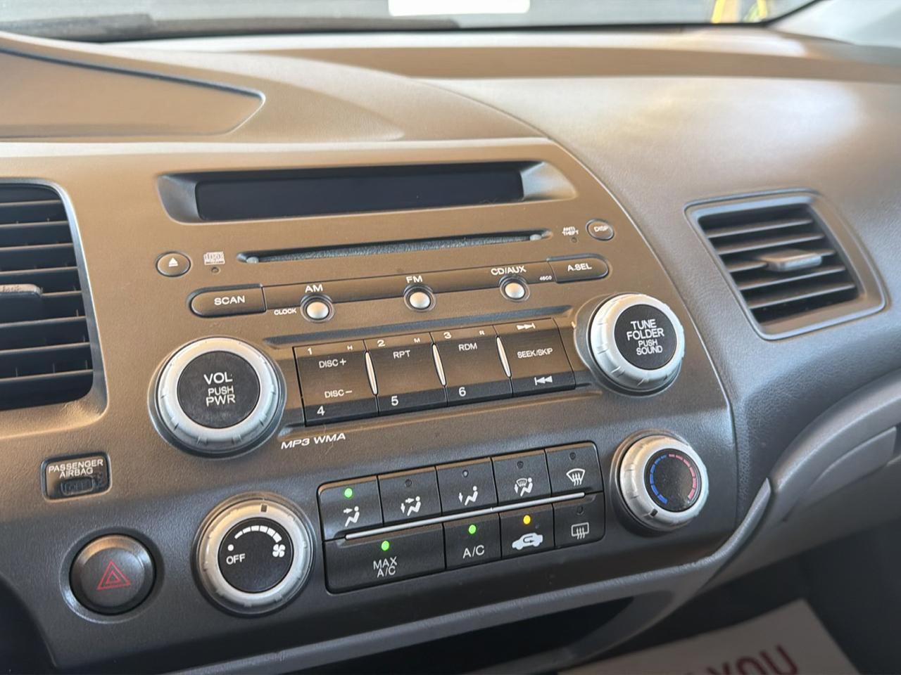 Honda Civic Cpe LX AT 2006