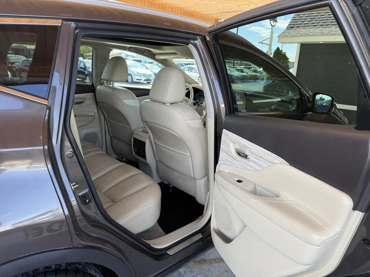 Nissan Murano AWD 4dr Platinum 2015