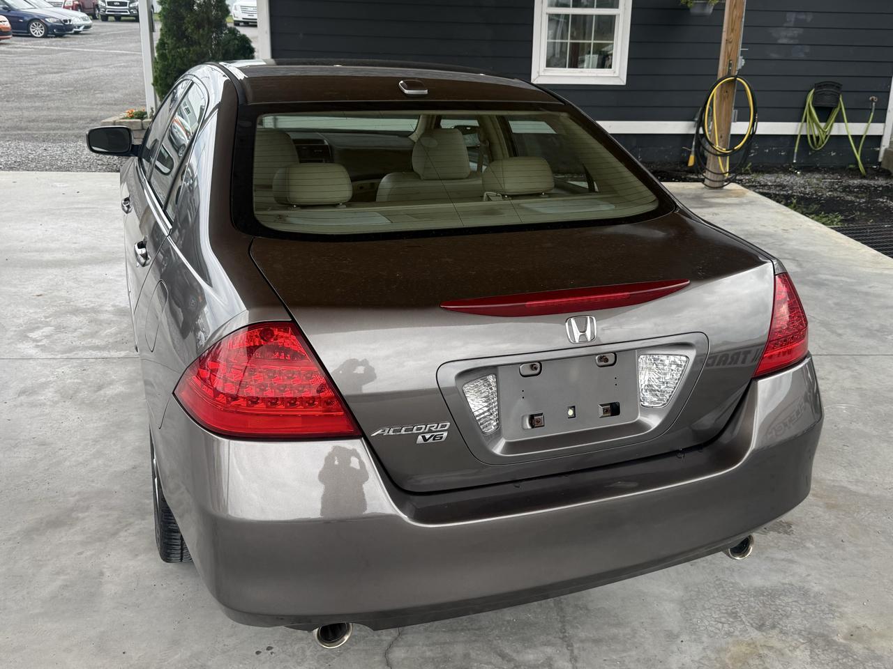 Honda Accord Sdn EX-L V6 AT with NAVI 2006
