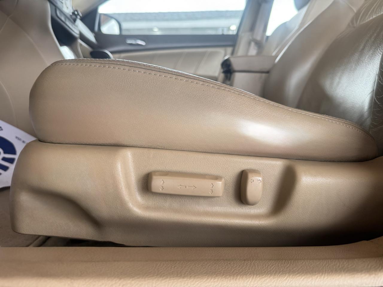 Honda Accord Sdn EX-L V6 AT with NAVI 2006