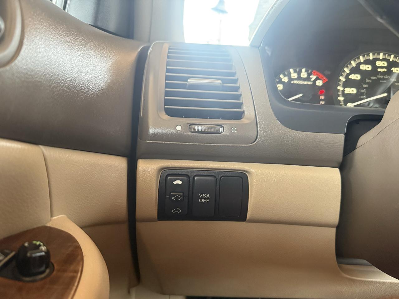 Honda Accord Sdn EX-L V6 AT with NAVI 2006