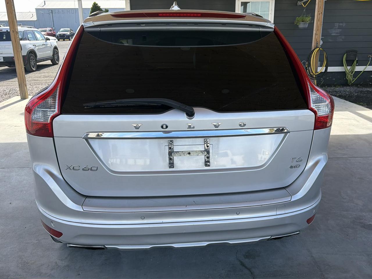Volvo XC60 2015.5 AWD 4dr T6 2015