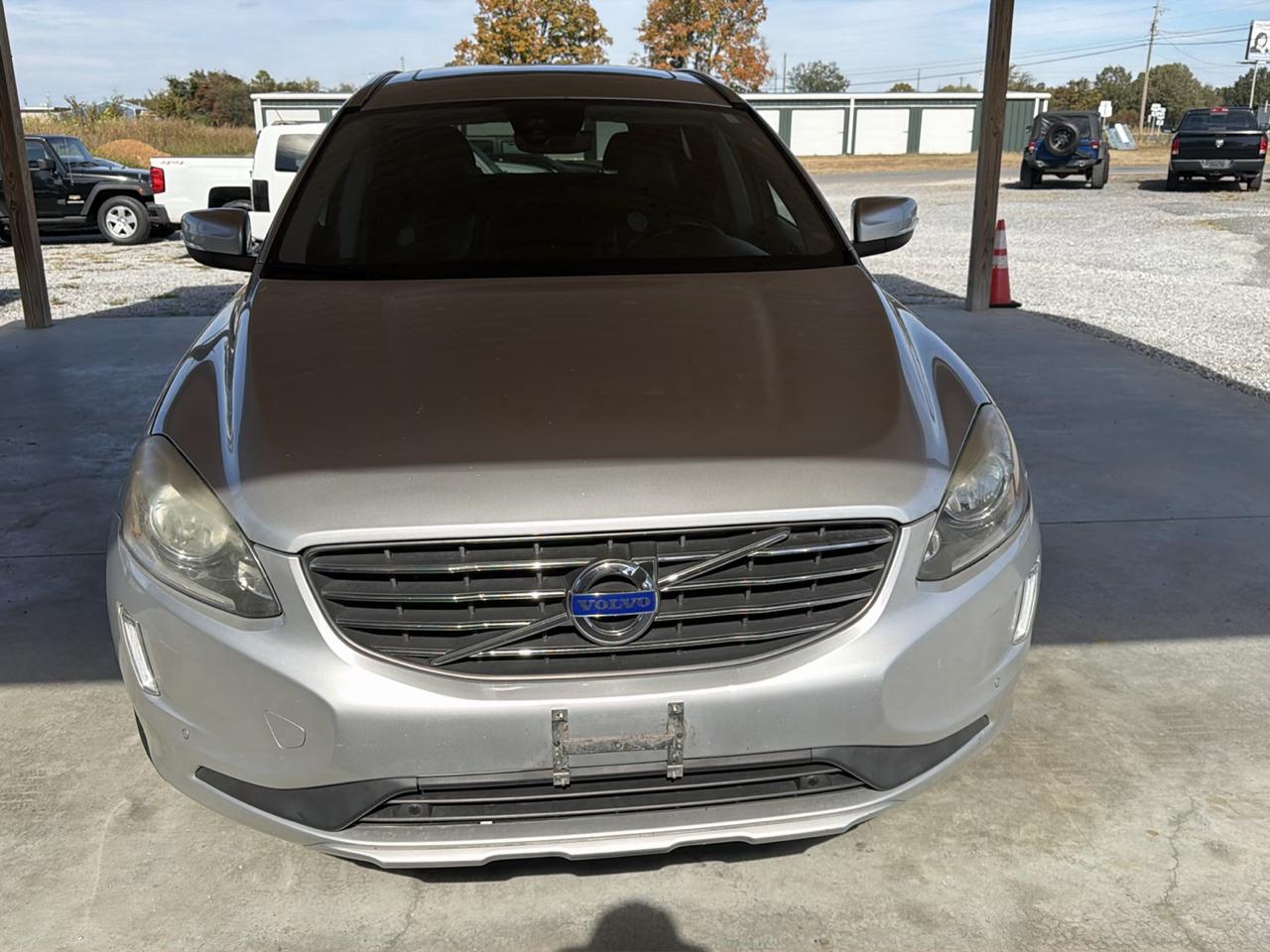 Volvo XC60 2015.5 AWD 4dr T6 2015