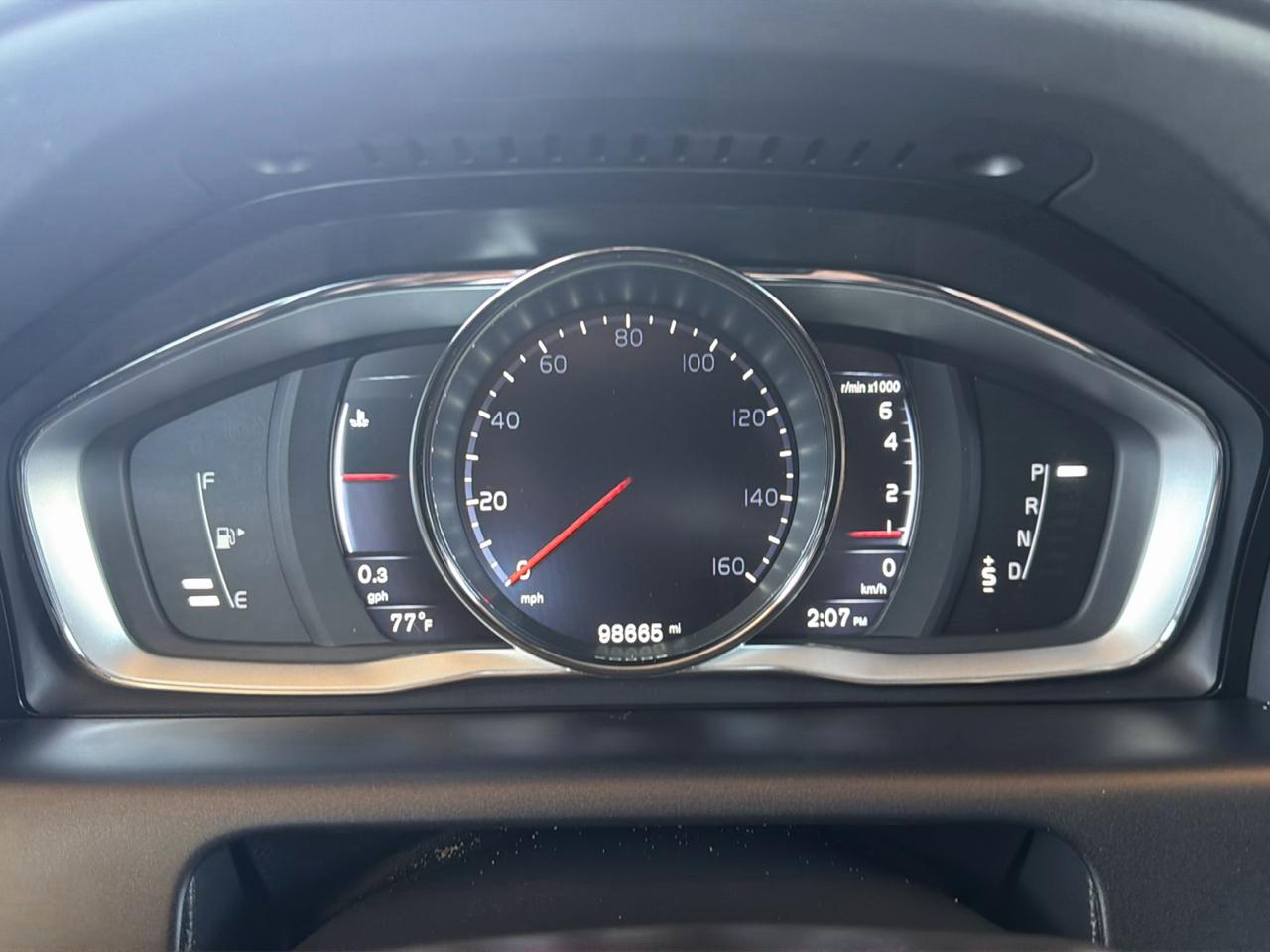 Volvo XC60 2015.5 AWD 4dr T6 2015