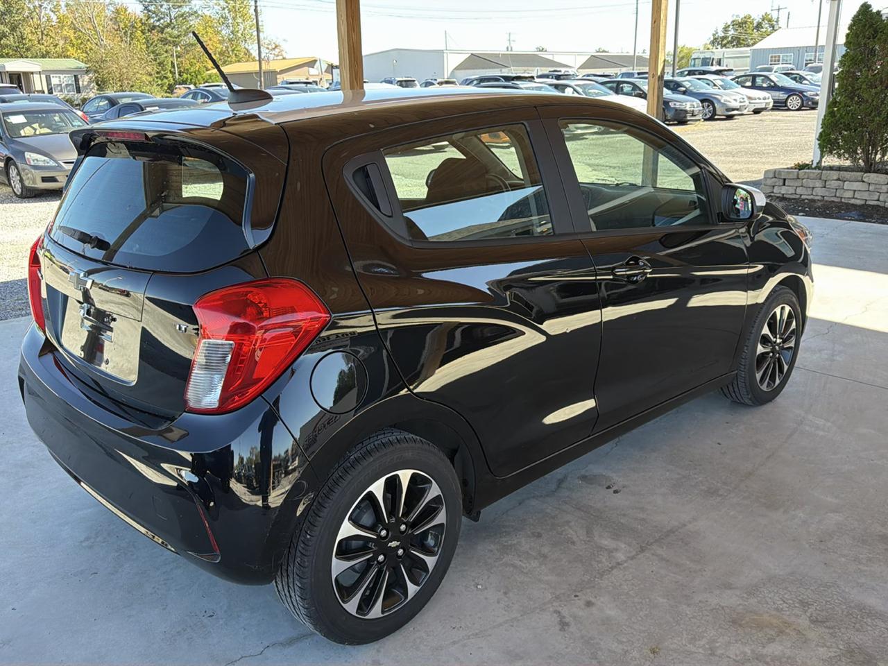 Chevrolet Spark 4dr HB CVT 1LT 2021