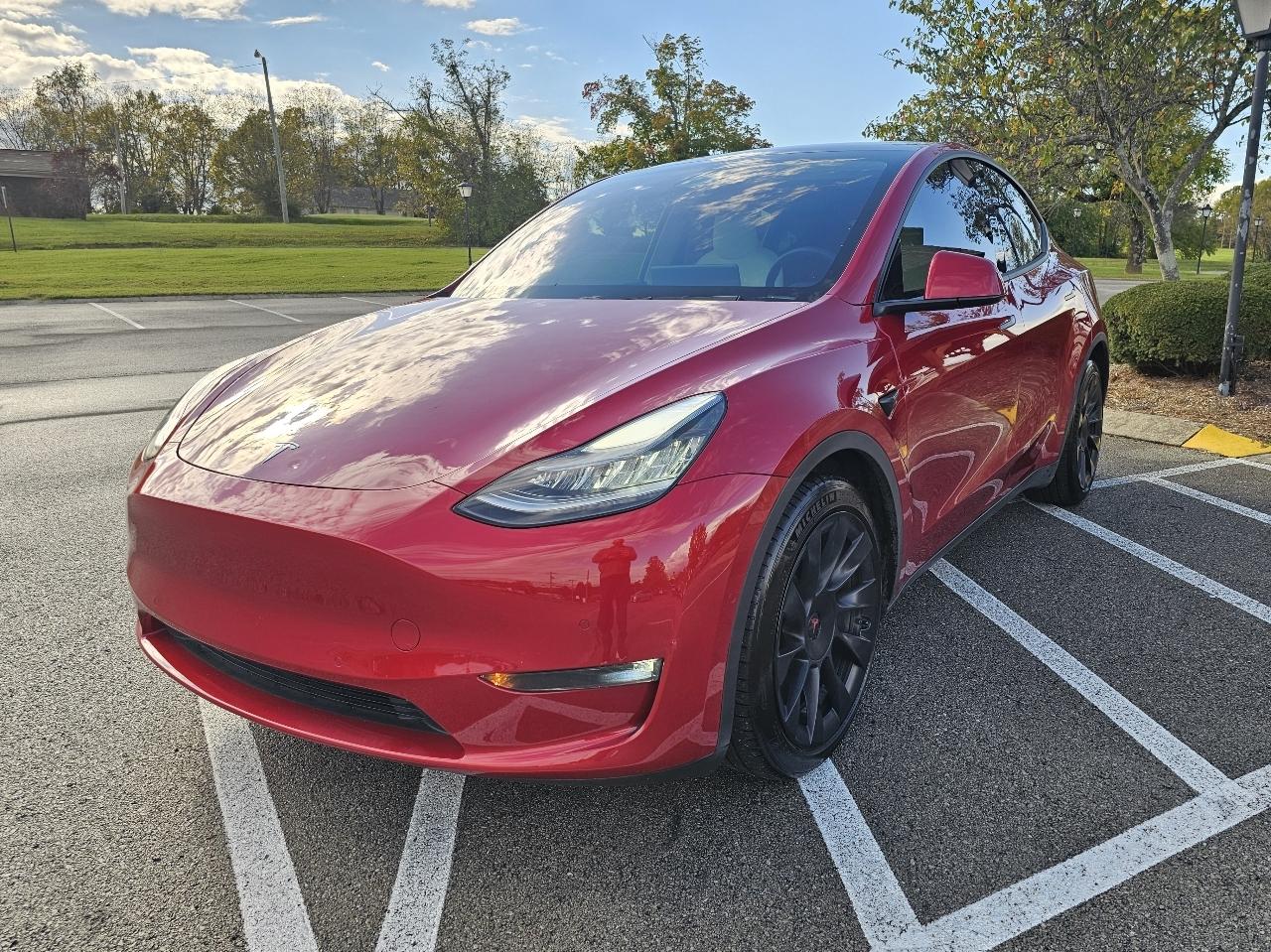 Tesla Model Y  2021