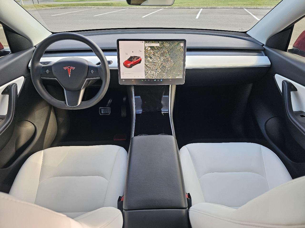 Tesla Model Y  2021