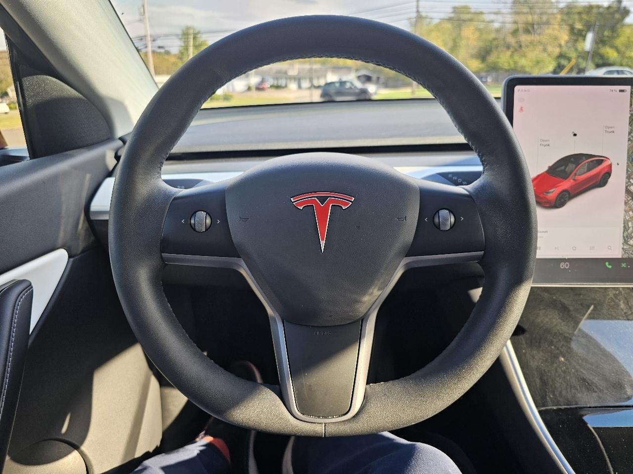 Tesla Model Y  2021