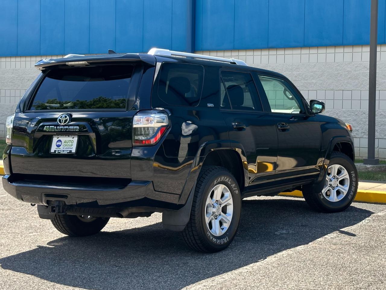 Toyota 4Runner SR5 4WD 2017