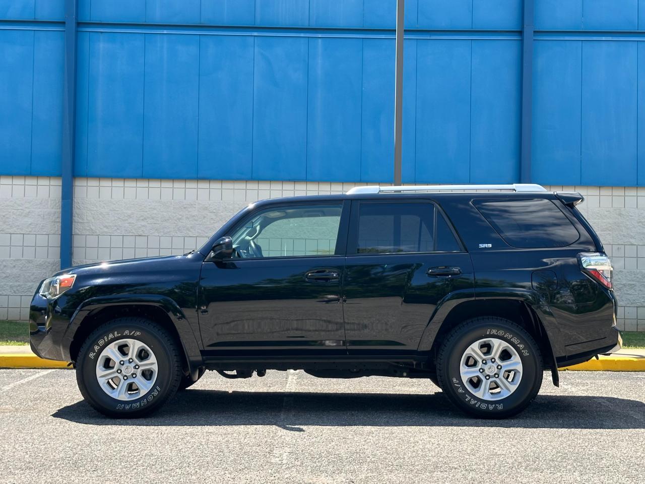 Toyota 4Runner SR5 4WD 2017