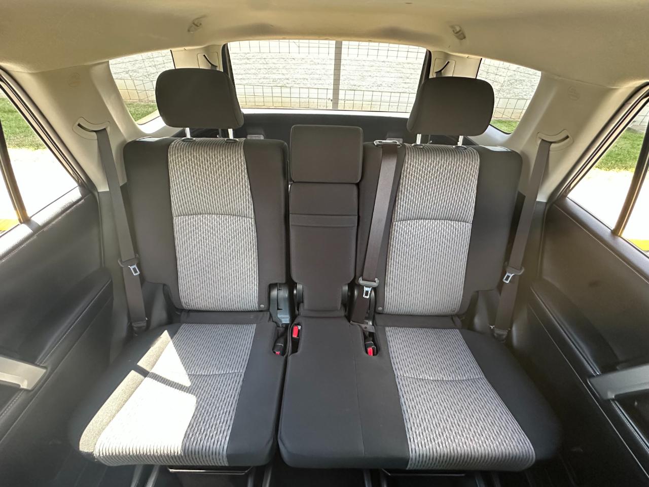 Toyota 4Runner SR5 4WD 2017