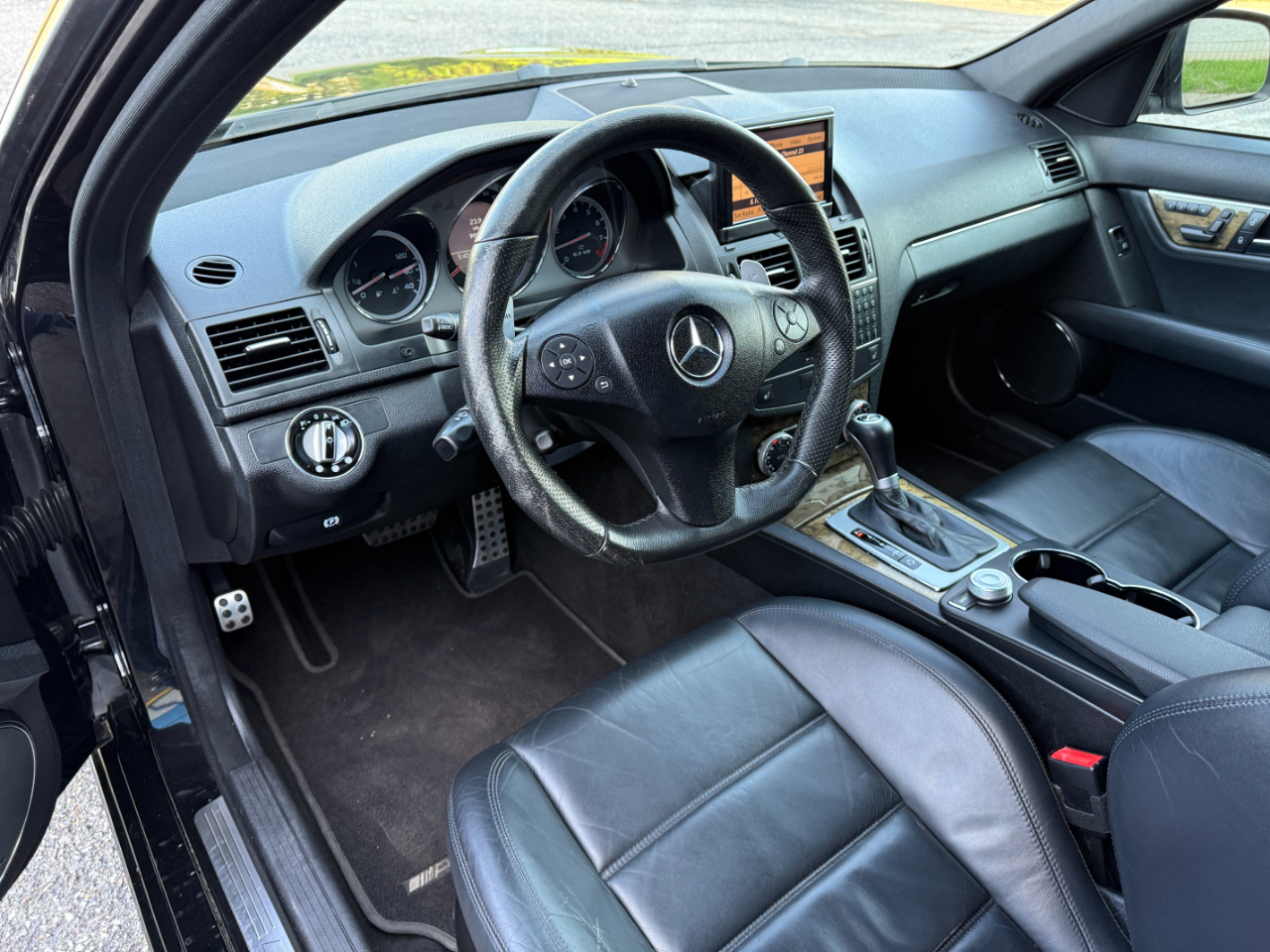 Mercedes-Benz C-Class 4dr Sdn 6.3L AMG RWD 2009