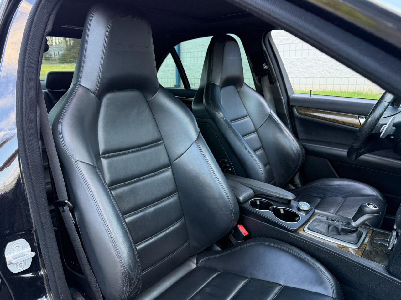 Mercedes-Benz C-Class 4dr Sdn 6.3L AMG RWD 2009