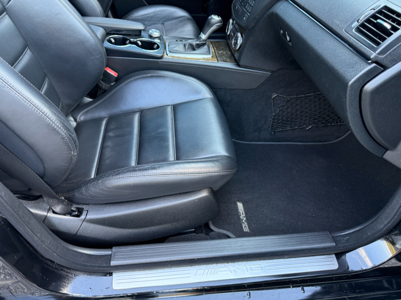 Mercedes-Benz C-Class 4dr Sdn 6.3L AMG RWD 2009