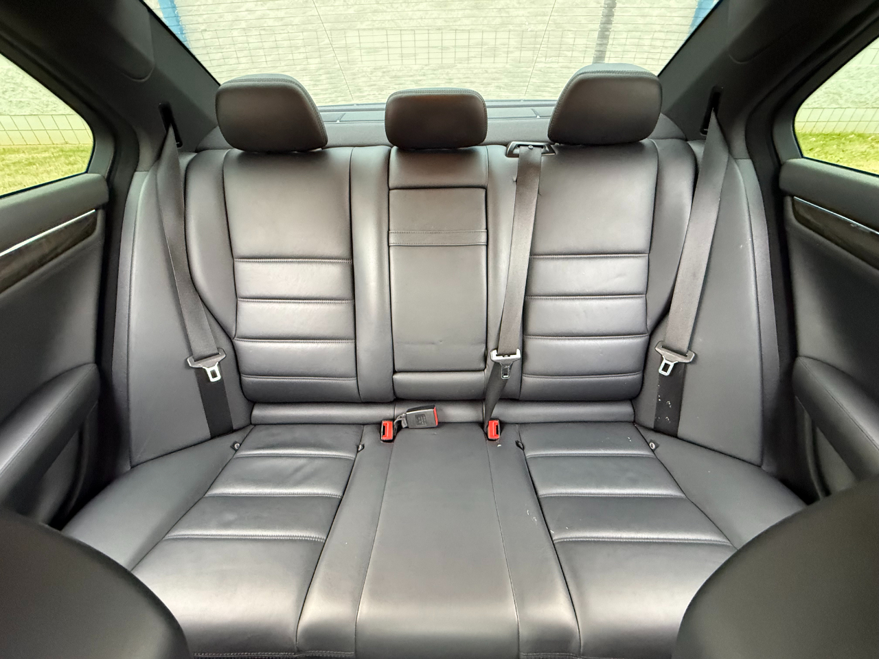 Mercedes-Benz C-Class 4dr Sdn 6.3L AMG RWD 2009