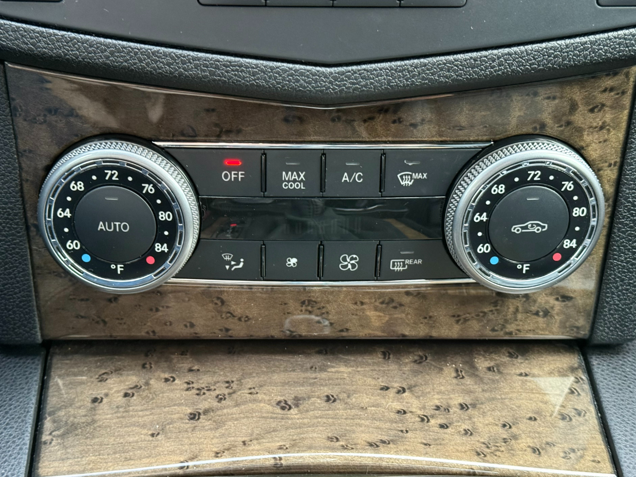 Mercedes-Benz C-Class 4dr Sdn 6.3L AMG RWD 2009