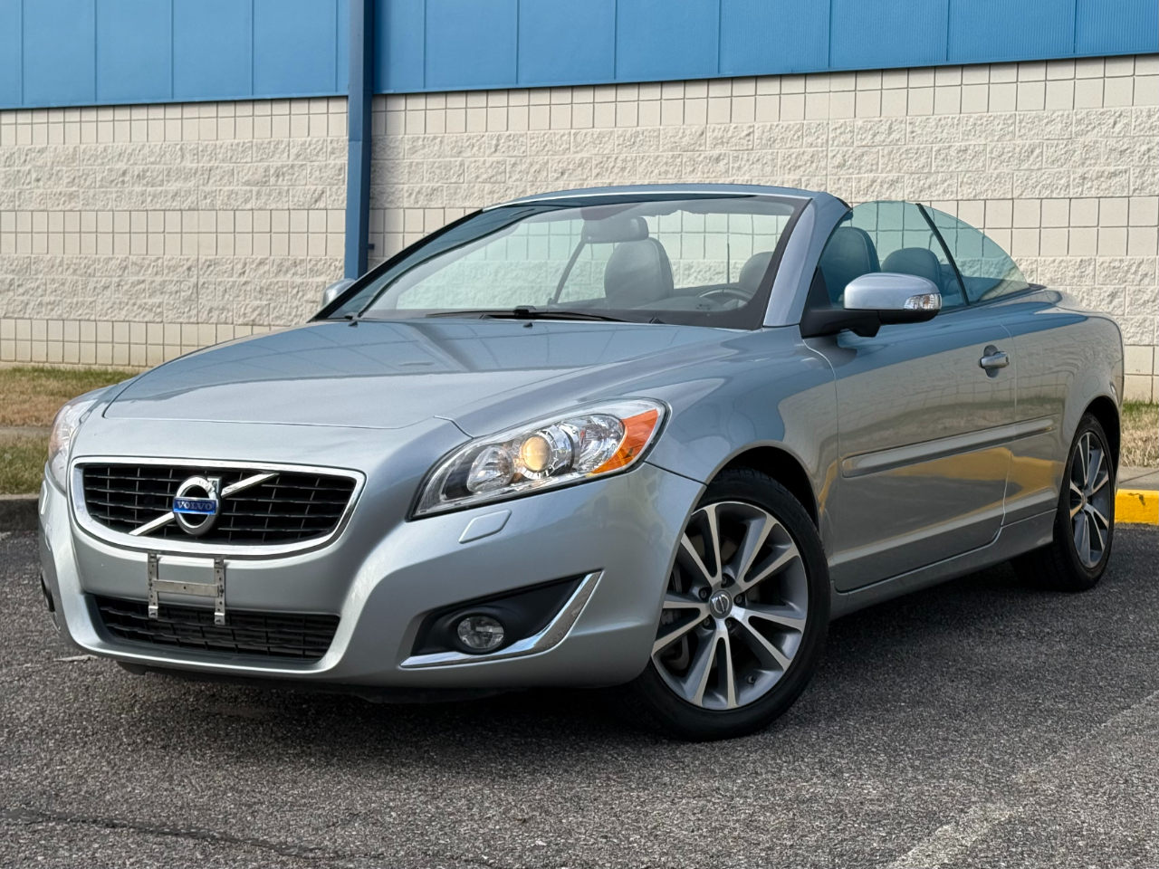 Volvo C70 2dr Conv T5 Platinum 2013