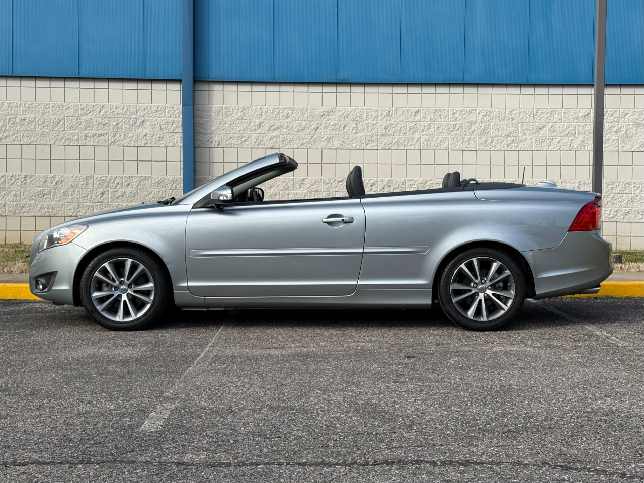 Volvo C70 2dr Conv T5 Platinum 2013