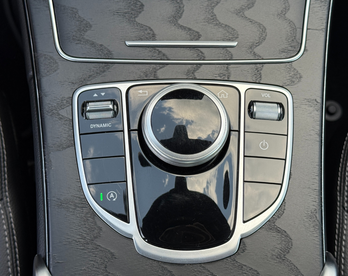 Mercedes-Benz C-Class C 300 Sedan 2019 Mercedes-Benz C-Class C 300 Sedan 2019