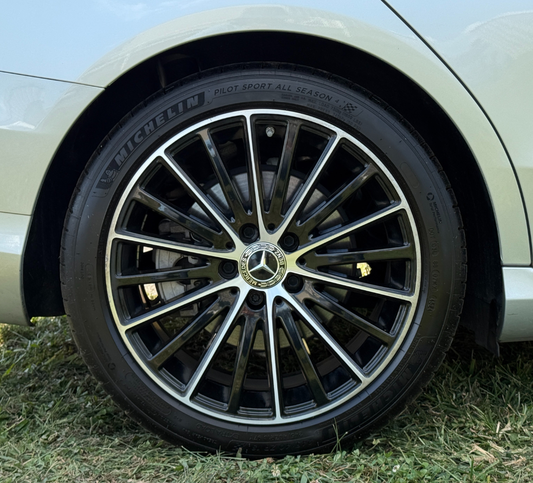 Mercedes-Benz C-Class C 300 Sedan 2019 Mercedes-Benz C-Class C 300 Sedan 2019