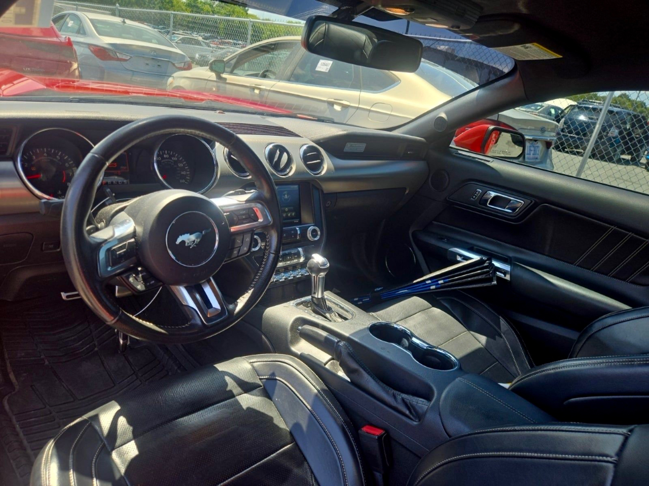 2015 Ford Mustang EcoBoost Premium photo 3