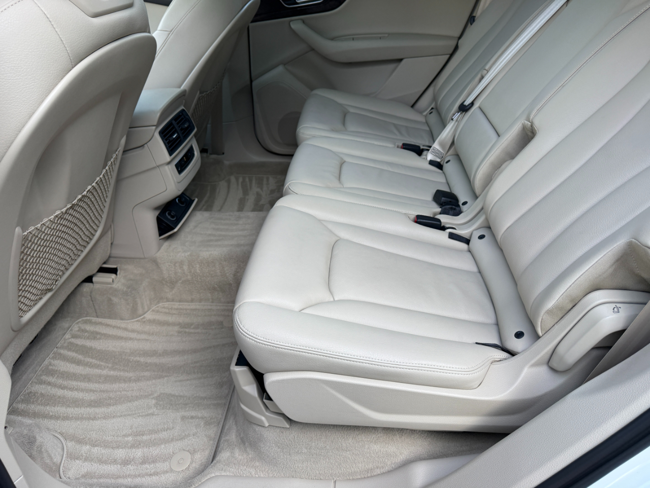 2017 Audi Q7 3.0 Premium Plus photo 13