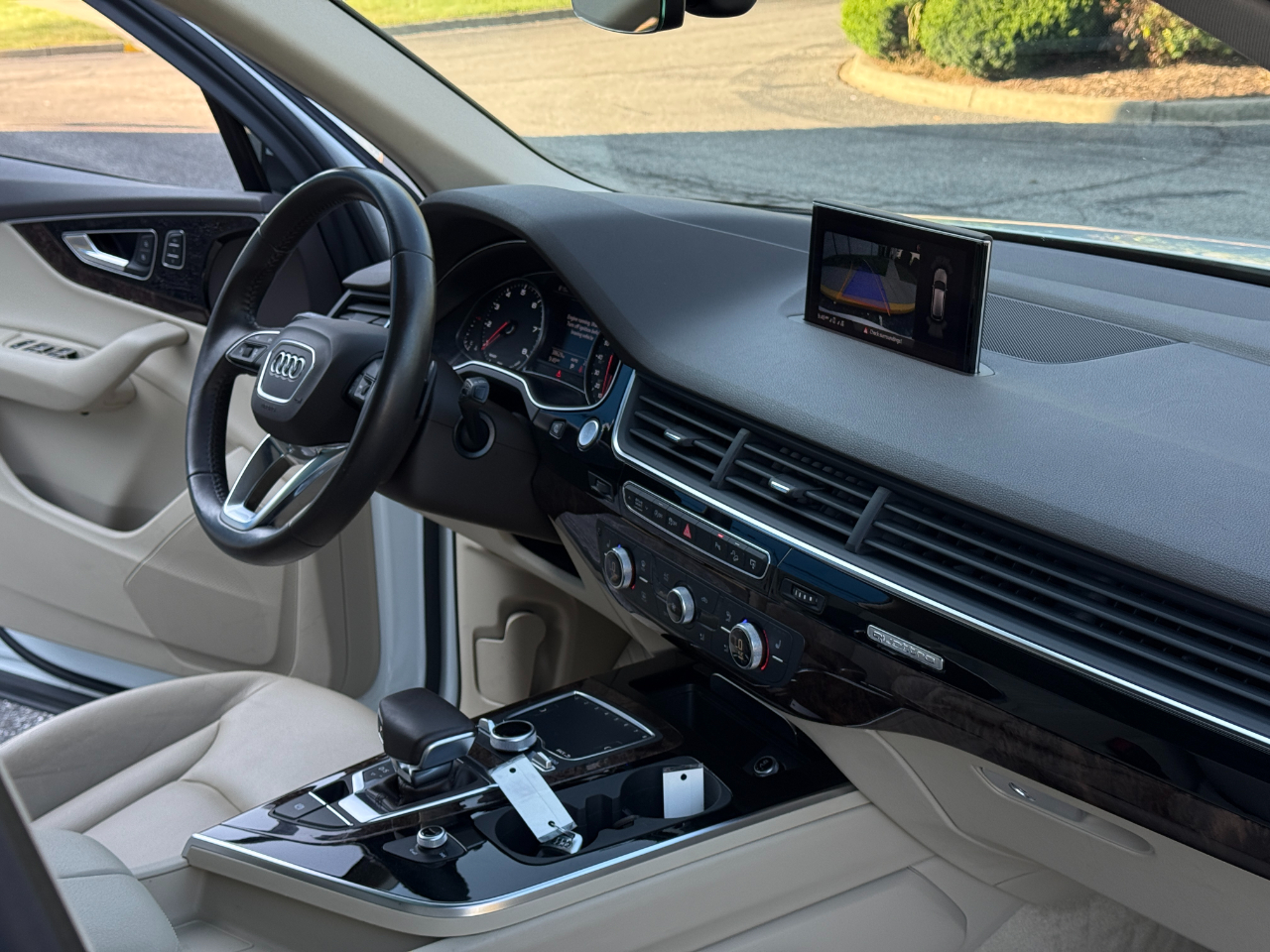 2017 Audi Q7 3.0 Premium Plus photo 23