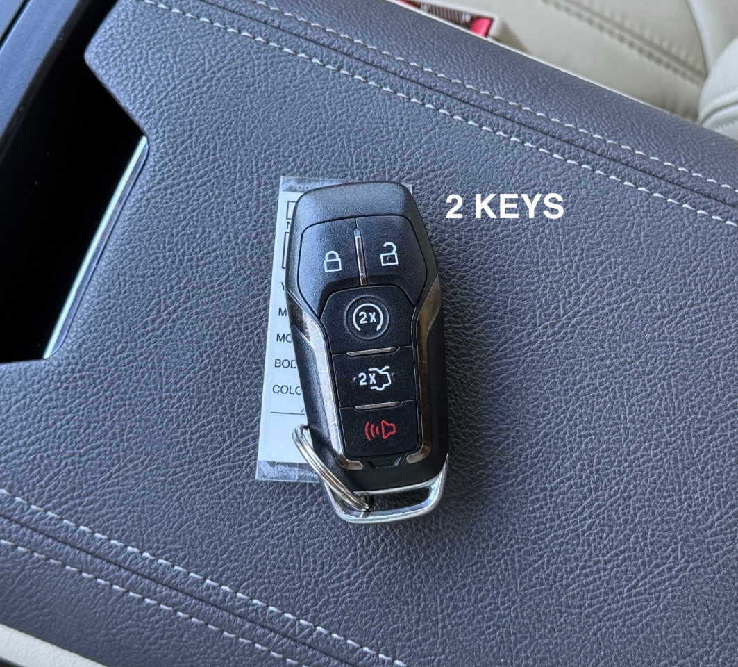 2014 Lincoln MKZ photo 23