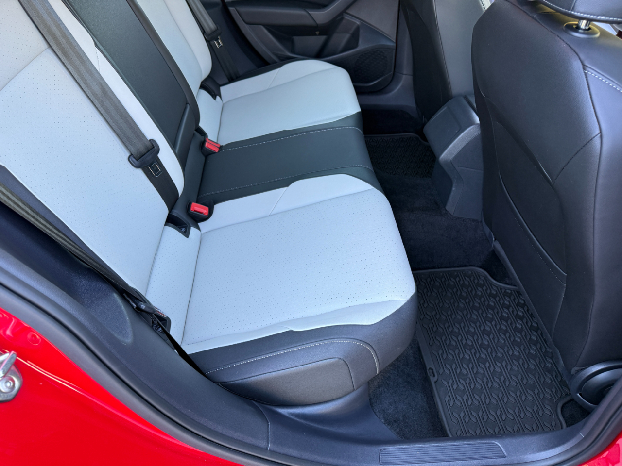 2020 Volkswagen Jetta R-Line photo 14