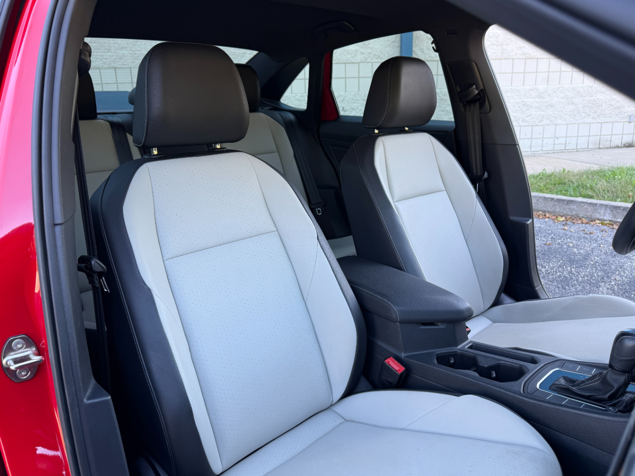 2020 Volkswagen Jetta R-Line photo 16