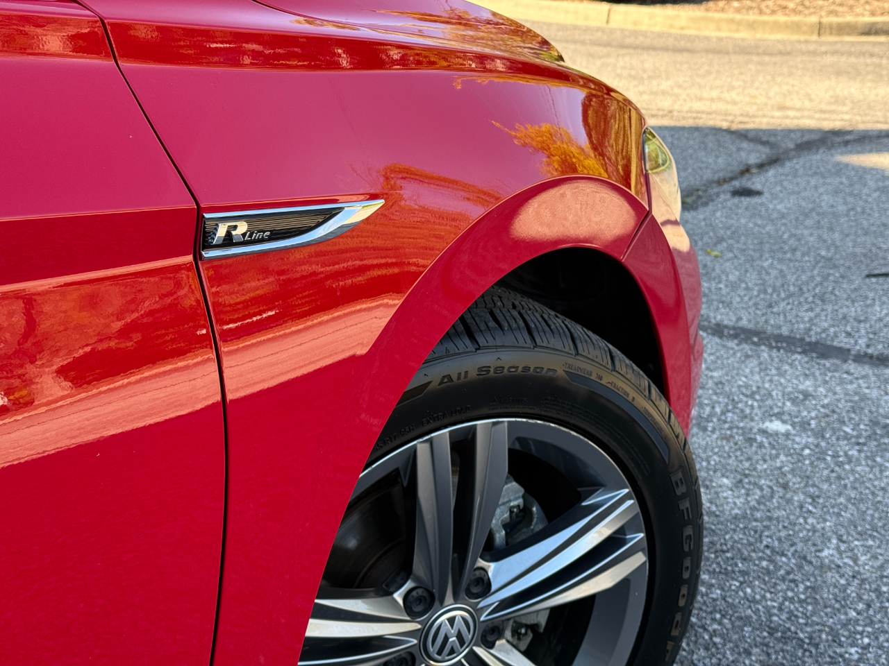 2020 Volkswagen Jetta R-Line photo 19
