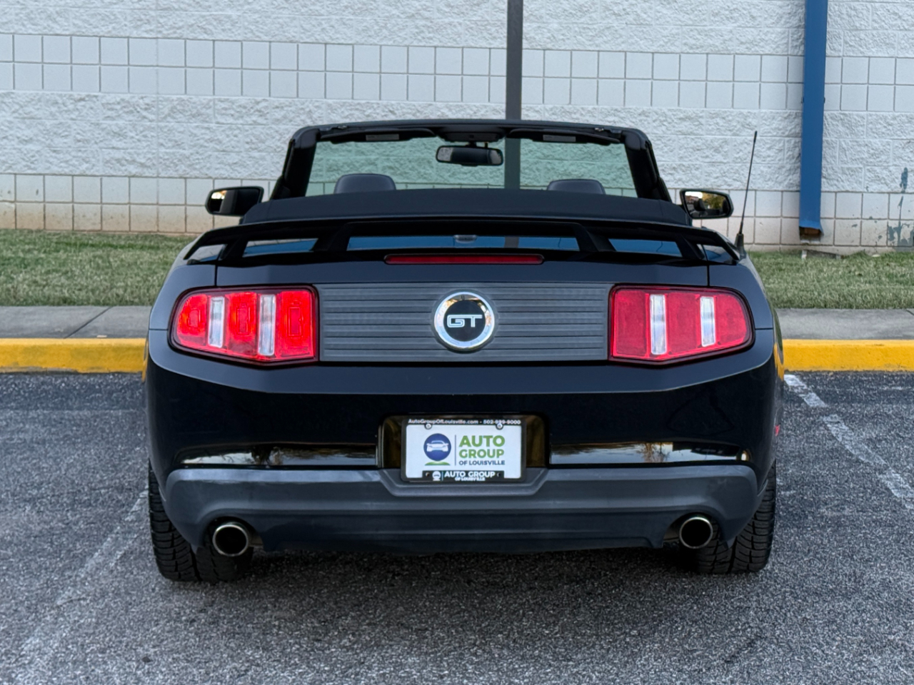 Ford Mustang 2dr Conv GT Premium 2010 Ford Mustang 2dr Conv GT Premium 2010