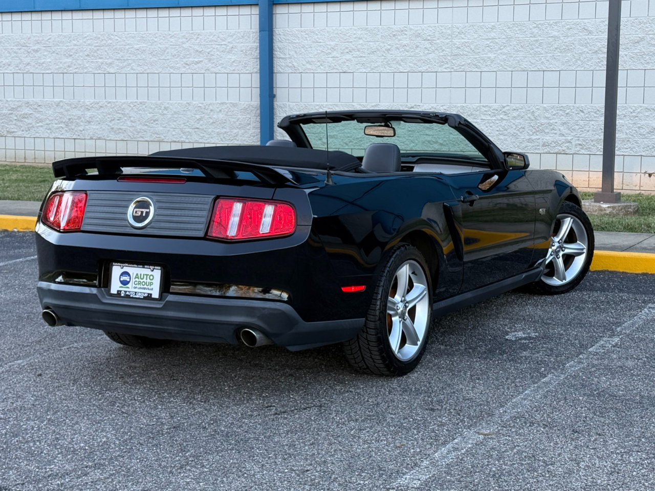 Ford Mustang 2dr Conv GT Premium 2010 Ford Mustang 2dr Conv GT Premium 2010