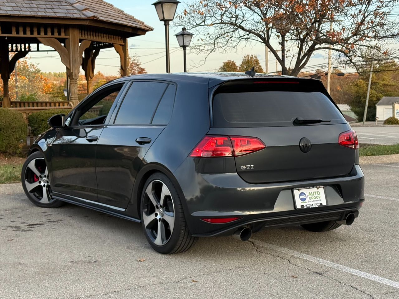 Volkswagen Golf GTI 2.0T 4-Door Autobahn Manual 2017