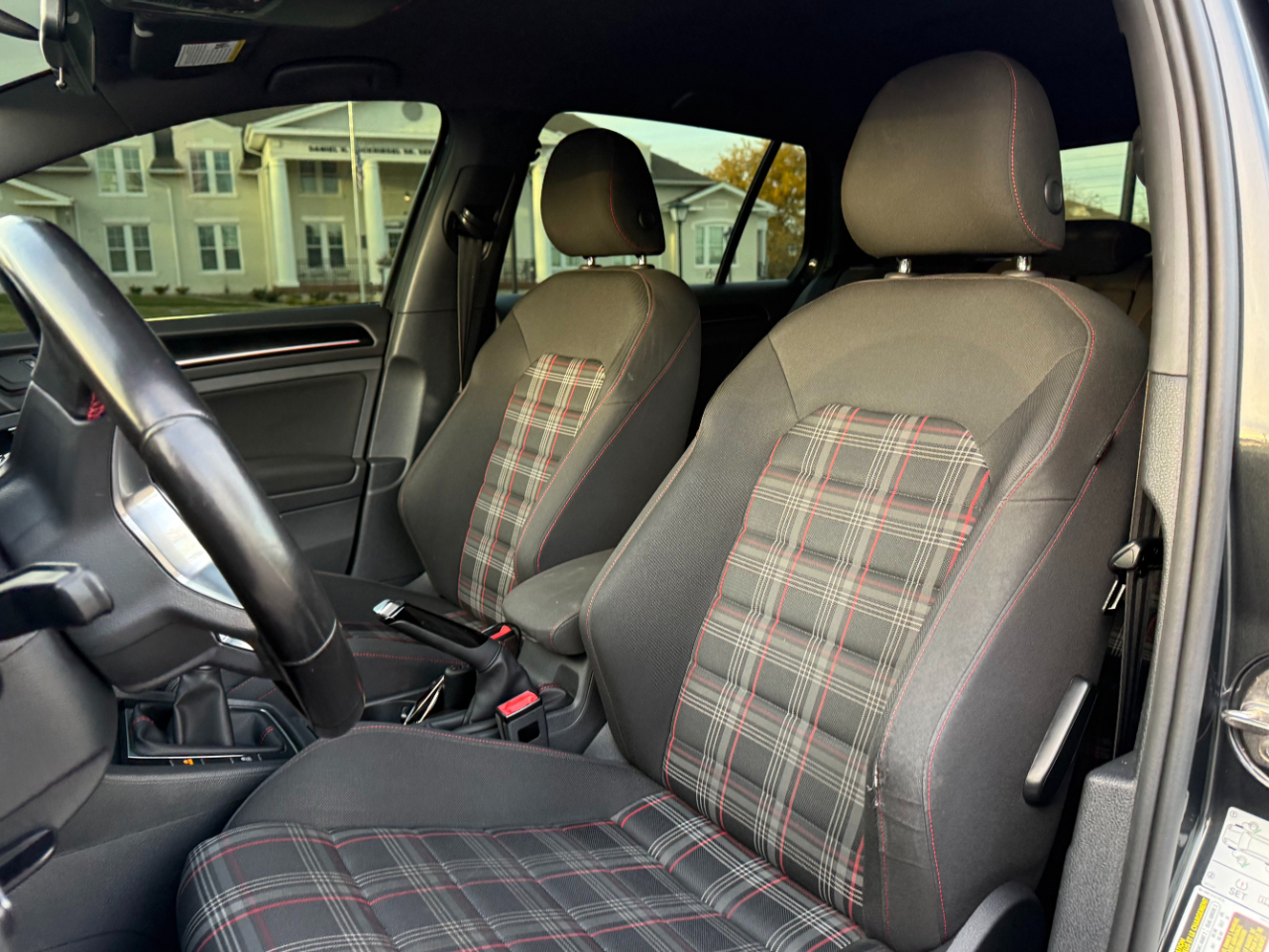 Volkswagen Golf GTI 2.0T 4-Door Autobahn Manual 2017