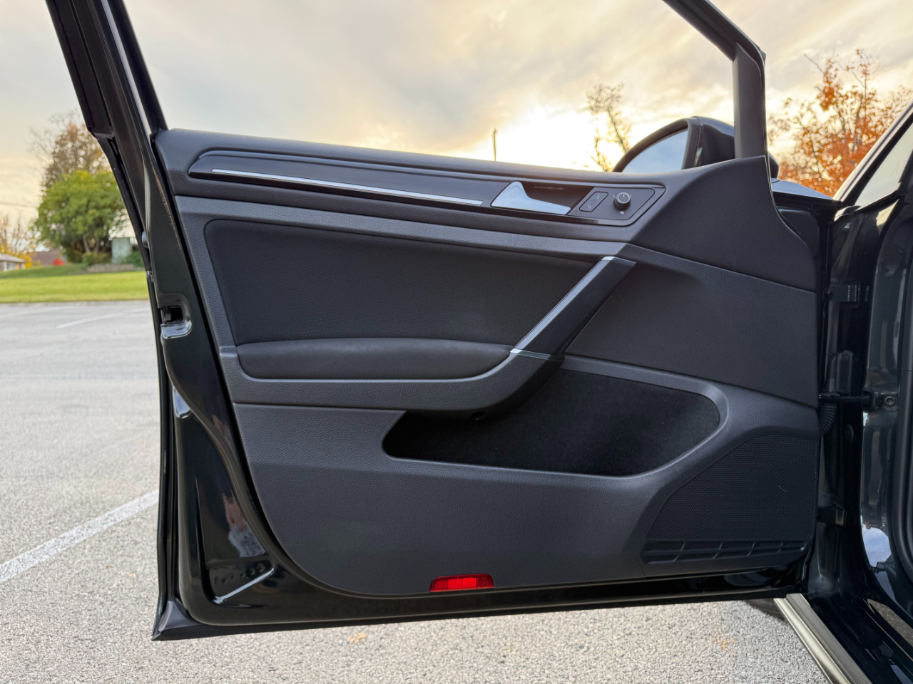 Volkswagen Golf GTI 2.0T 4-Door Autobahn Manual 2017