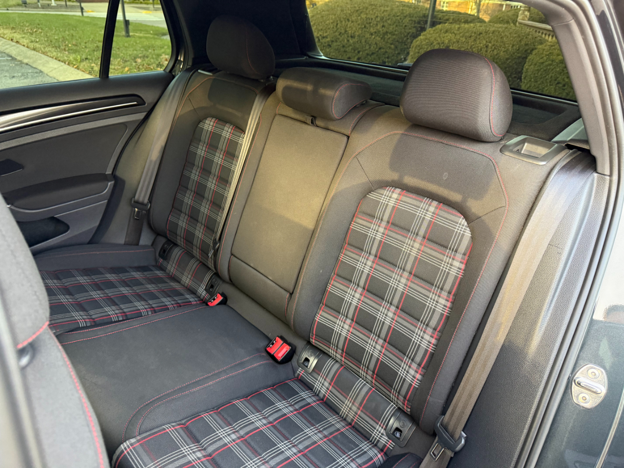 Volkswagen Golf GTI 2.0T 4-Door Autobahn Manual 2017