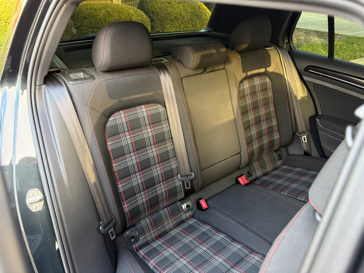 Volkswagen Golf GTI 2.0T 4-Door Autobahn Manual 2017