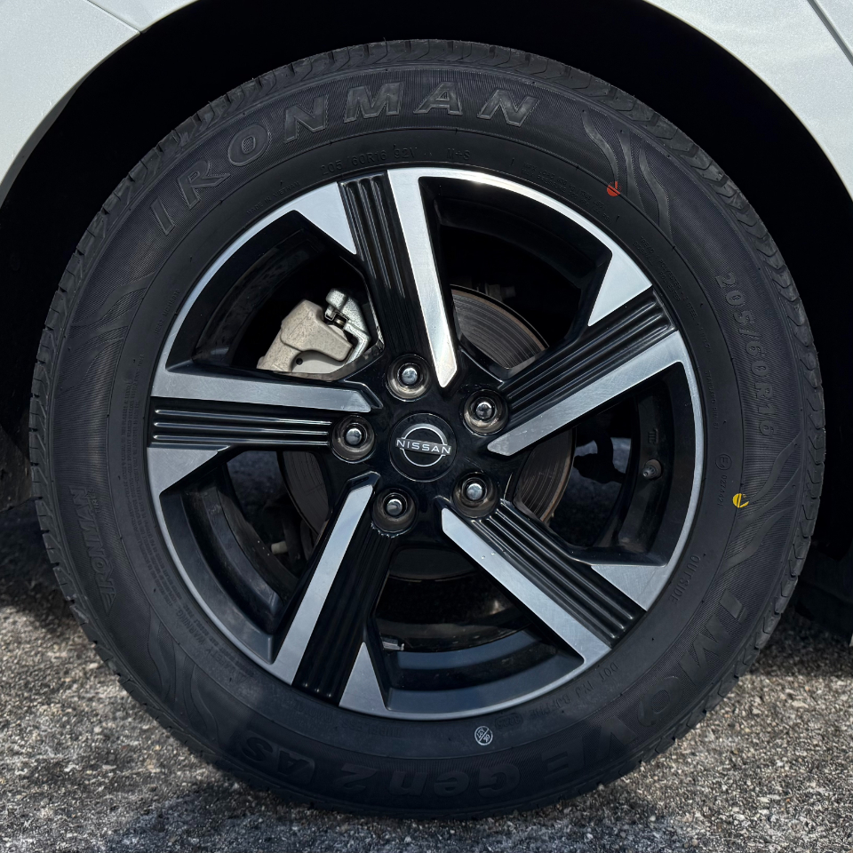 Nissan Sentra SV 2024