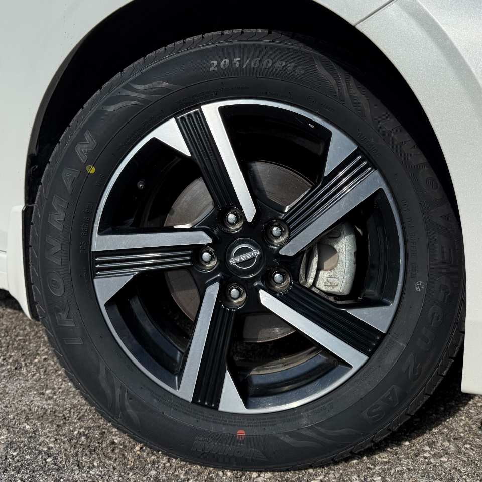 Nissan Sentra SV 2024