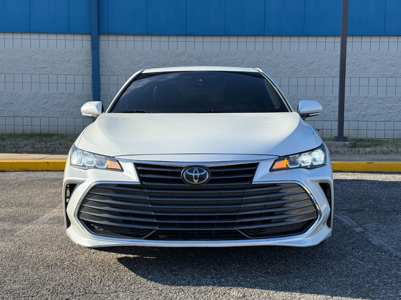 Toyota Avalon XLE FWD (Natl) 2022