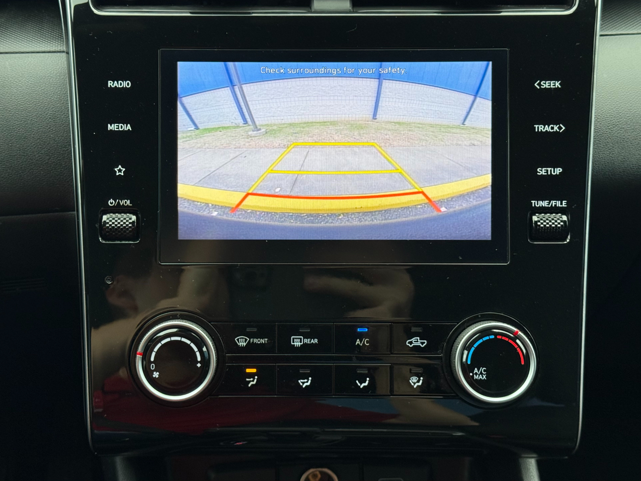 Hyundai Santa Cruz SE AWD 2024