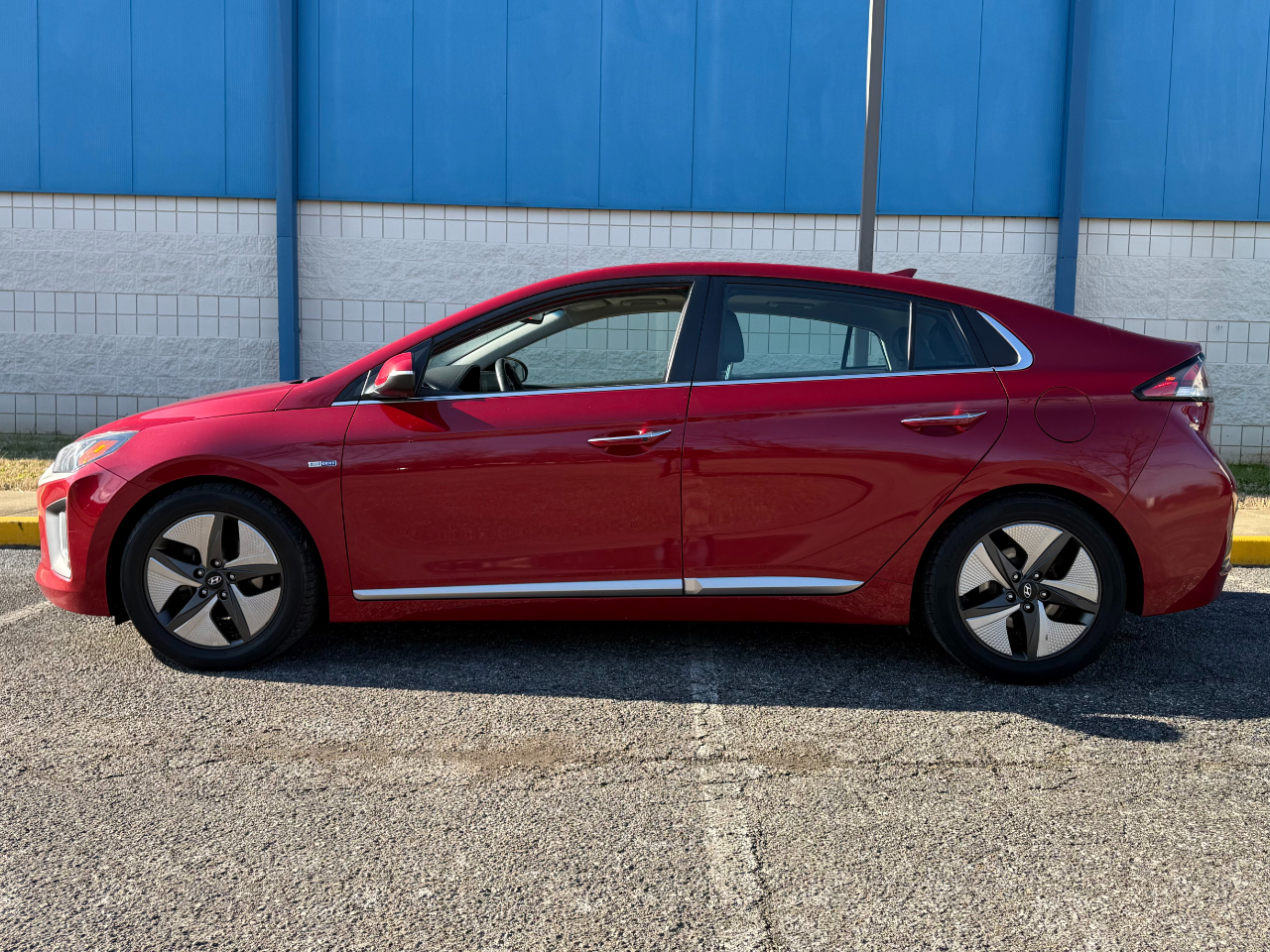 Hyundai Ioniq Hybrid Limited Hatchback 2020