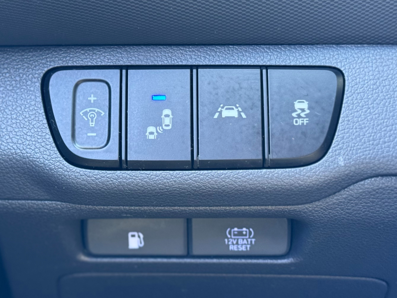 Hyundai Ioniq Hybrid Limited Hatchback 2020