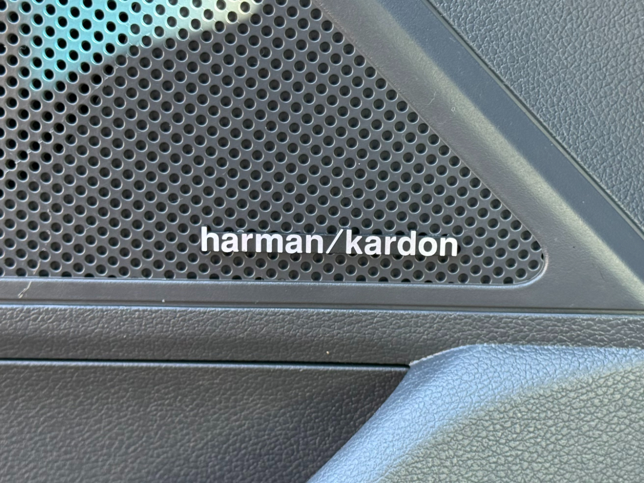 Hyundai Ioniq Hybrid Limited Hatchback 2020