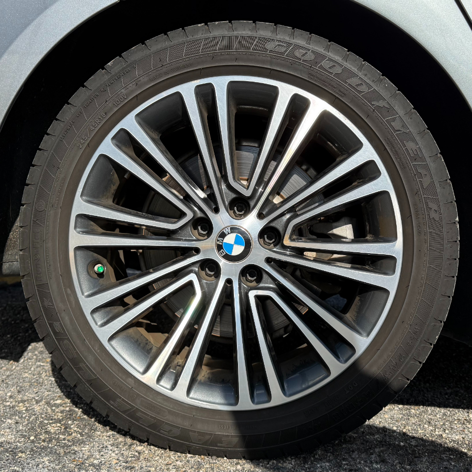 BMW 5 Series 530i xDrive Sedan 2017