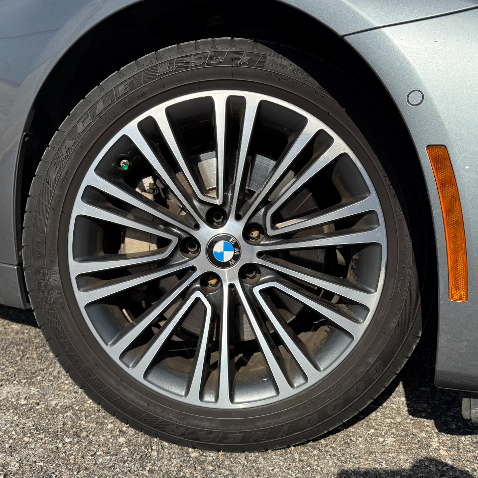 BMW 5 Series 530i xDrive Sedan 2017