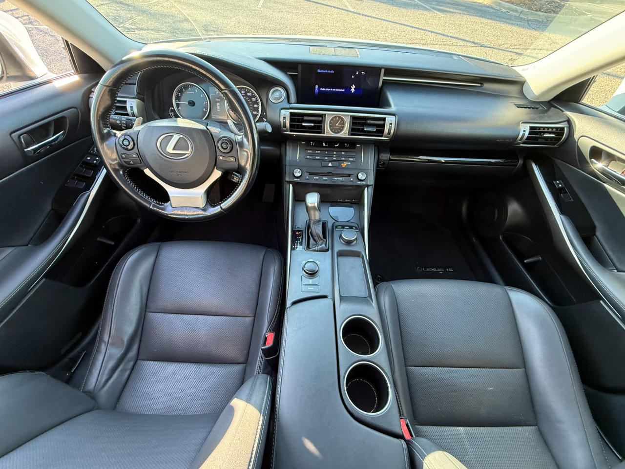 Lexus IS 200t 4dr Sdn 2016