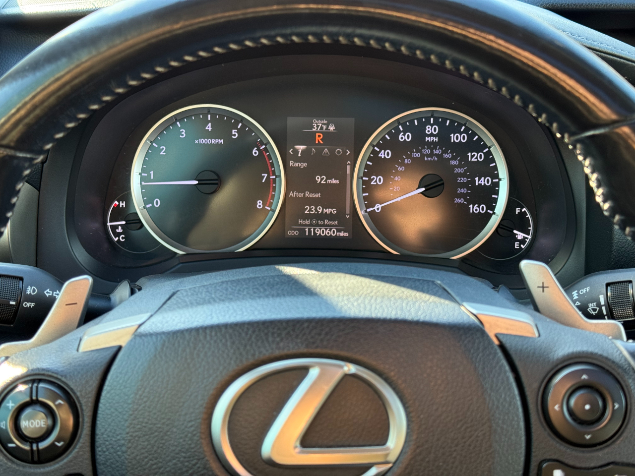 Lexus IS 200t 4dr Sdn 2016